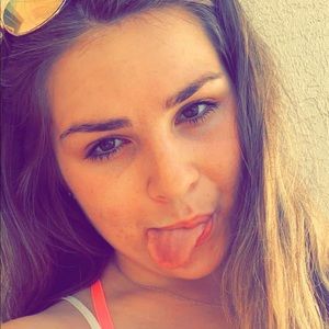 Meet your Posher, Haley